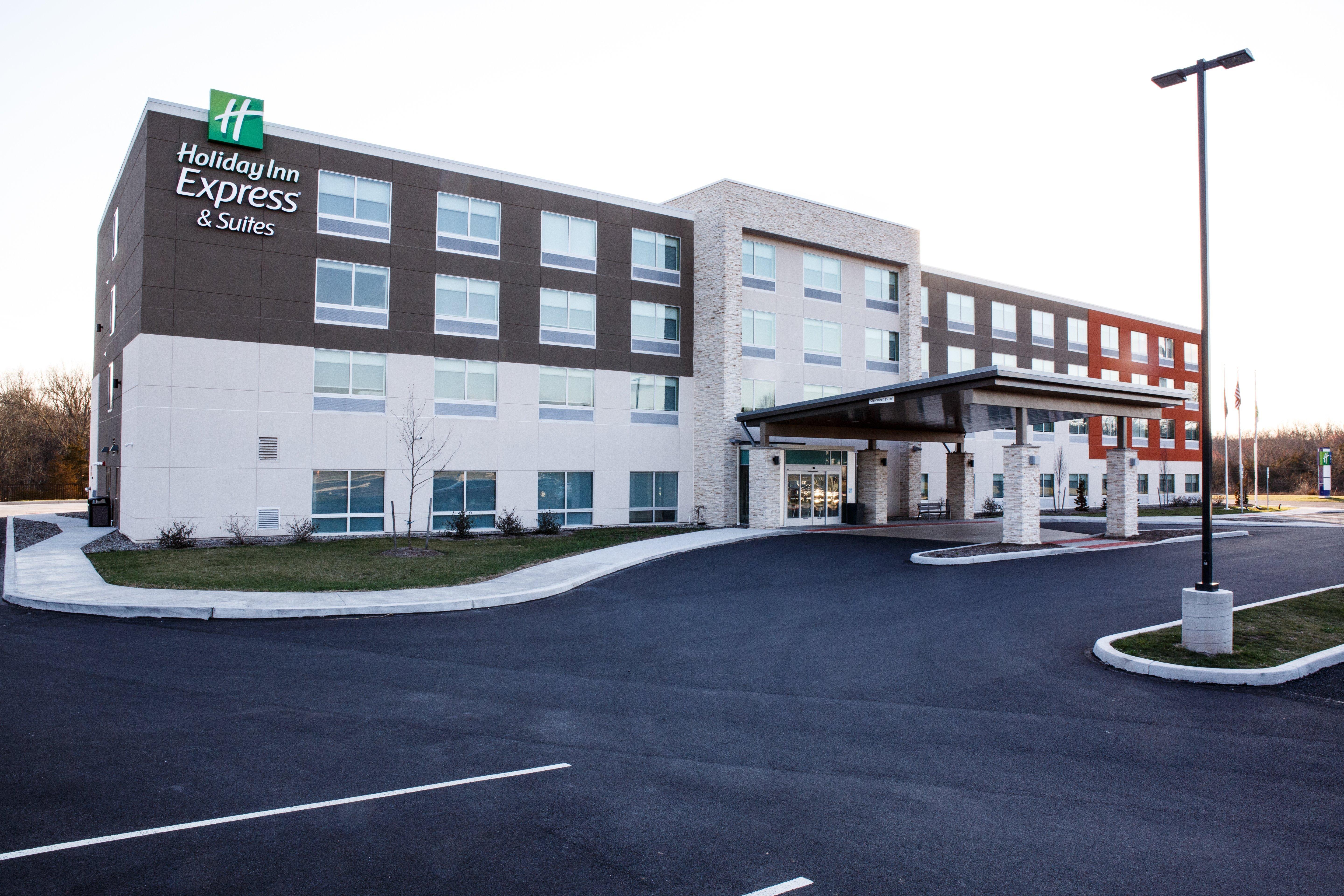 Holiday Inn Express & Suites - Gettysburg By Ihg Exterior photo